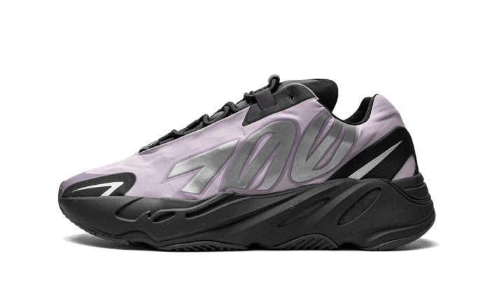 Yeezy 700 Geode selling ( MNVN )