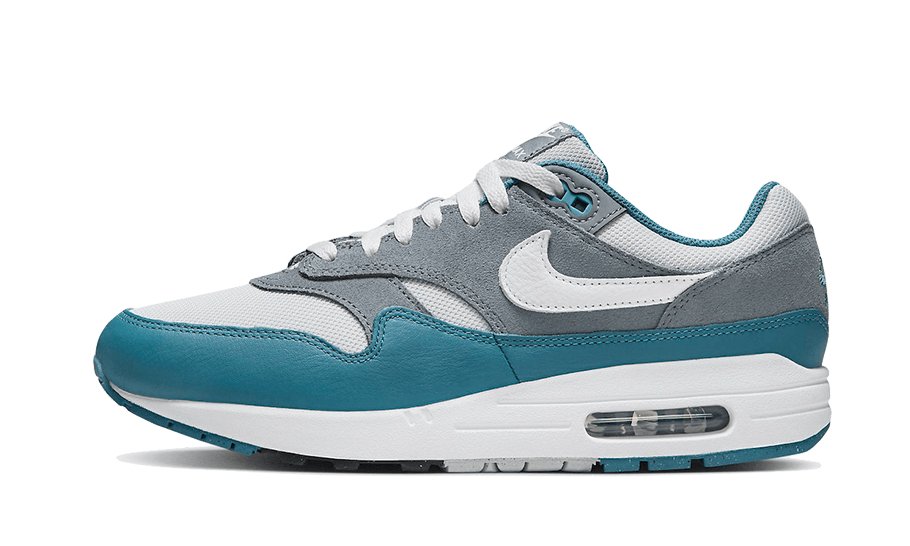 Aqua green nike shoes online