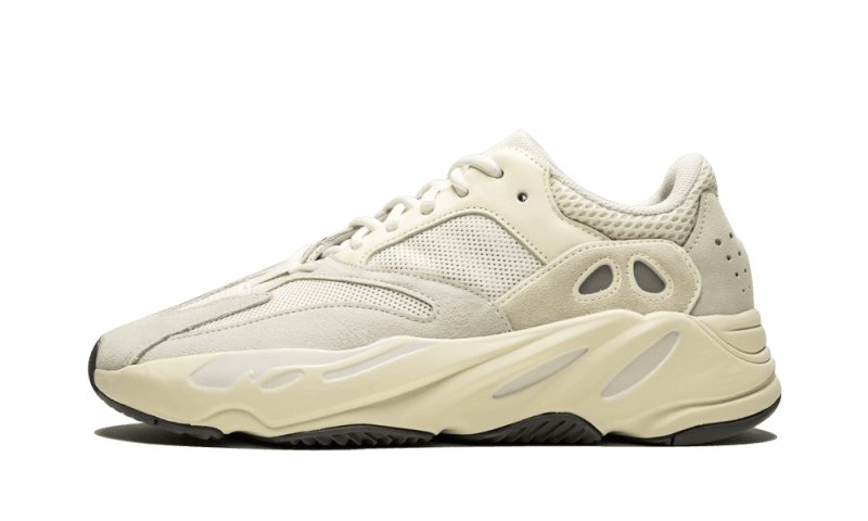 Fashion adidas offerta yeezy 700