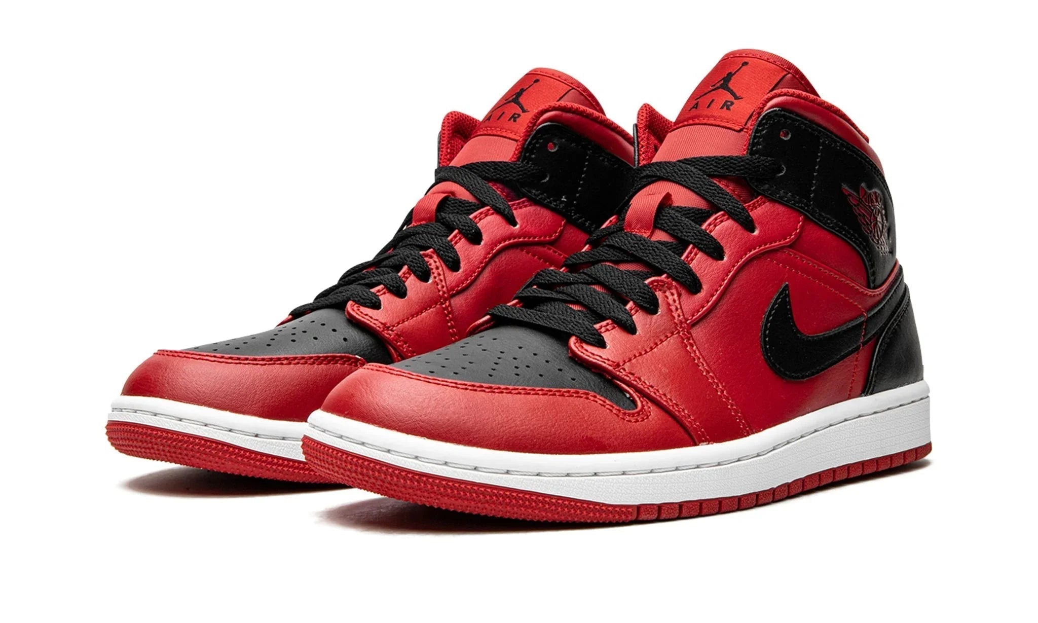 Nike air jordan 1 mid reverse banned on sale