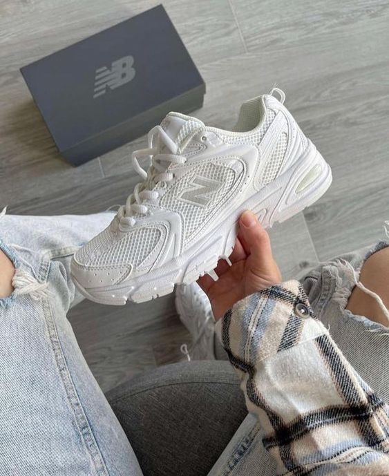 New Balance 530 Triple White - MR530PA - Men's and Women's Sneakers > Sneakers > New Balance 530 > Low - Top Sneakers