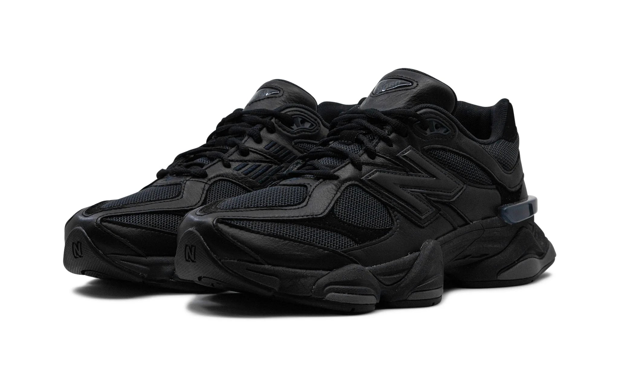 New Balance 9060 Triple Black Leder