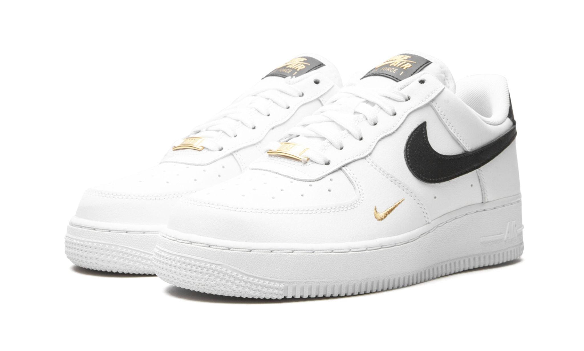 Nike air force 1 wit goud online