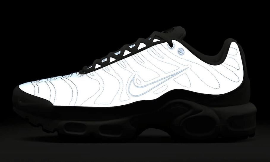 Nike Air Max Plus Reflective Platinum - FZ4342 - 001 - sneakers