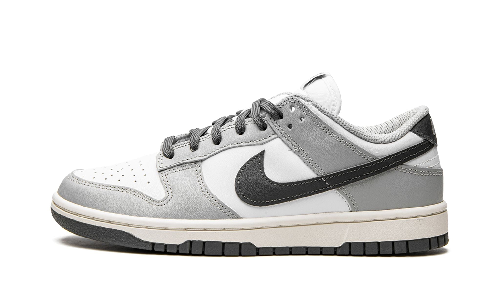 Nike Dunk Low "Light Smoke Grey" (W) - DD1503-117 - Sneakers