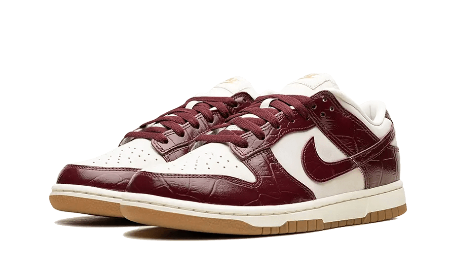 Nike Dunk Low LX Dark Team Red - FJ2260 - 004 - sneakers