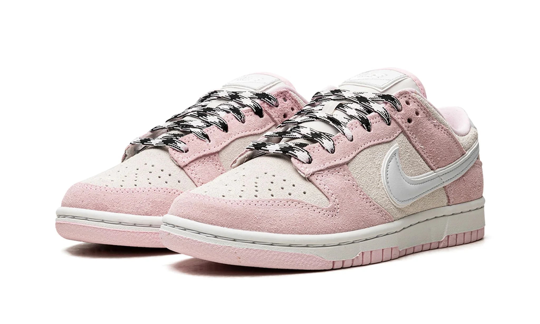 Nike Dunk Low LX "Pink Foam" (W) - DV3054-600 - Sneakers