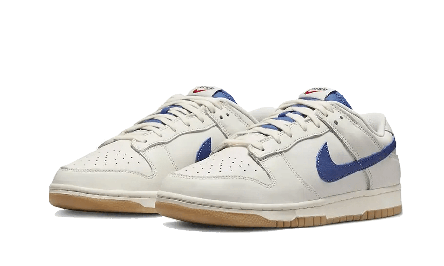 Nike Dunk Low SE Sail Dark Marina Blue - DX3198 - 133 - sneakers