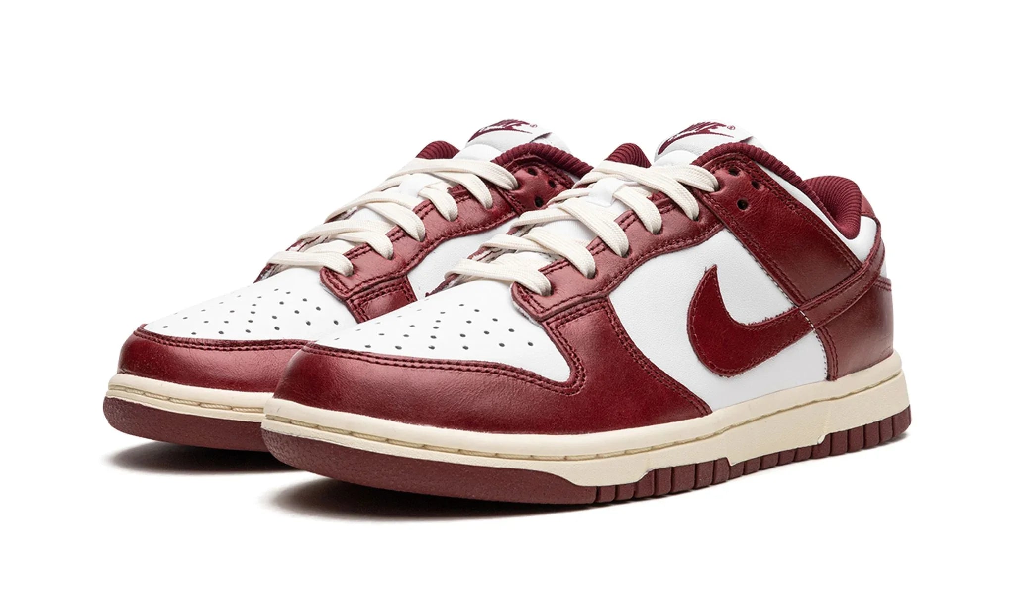 Nike Dunk Low Vintage "Team Red" (Women) - FJ4555-100 - Sneakers