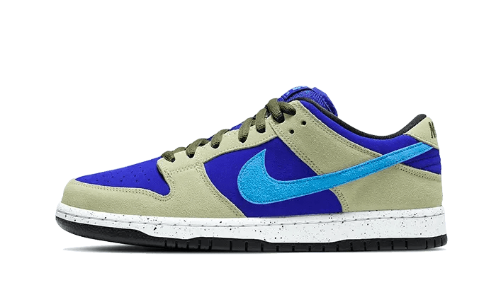 Nike SB Dunk Low Celadon - BQ6817 - 301 - Men's and Women's Sneakers > Sneakers > Nike SB Dunk > Low - Top Sneakers