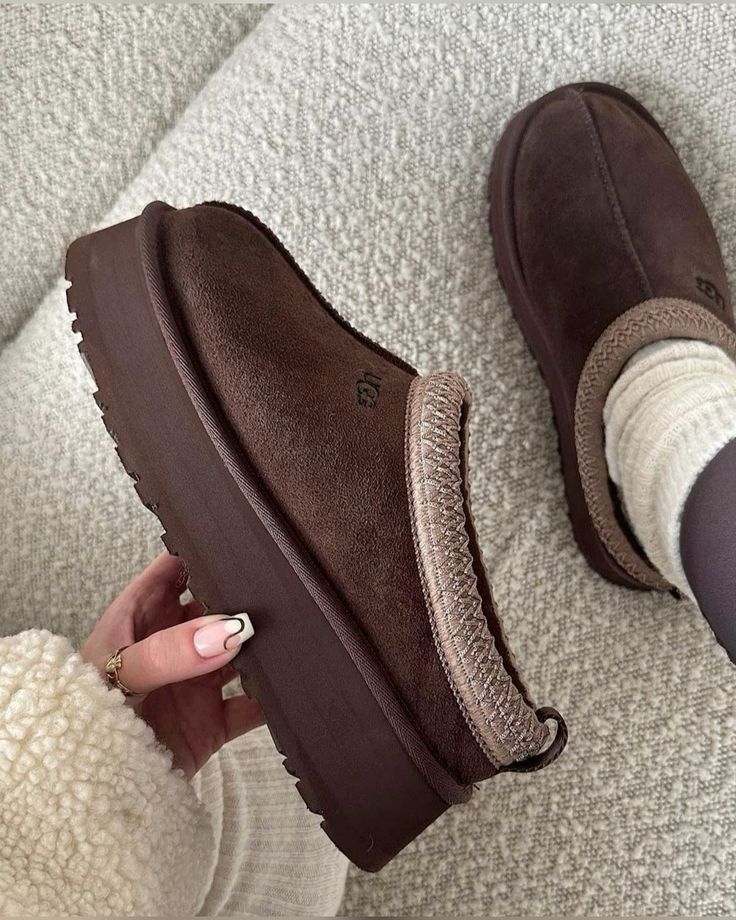 UGG Tazz Slipper Chocolate